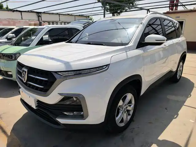 Baojun Baojun 530