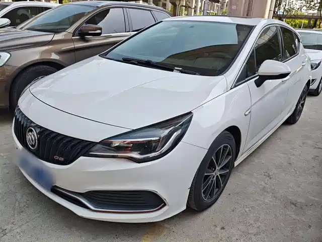 Buick Valeant Weilang 2016 Hatchback Gs 20t Dual-Clutch Sports Model