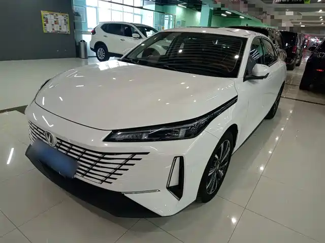 Chang'An Escape Eado 2024 1.5t Gdi Automatic Flagship Model — фото