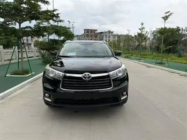 Toyota Highlander Highlander 2015 2.0t Two-Wheel Drive Elite Version 5 Seats — фото
