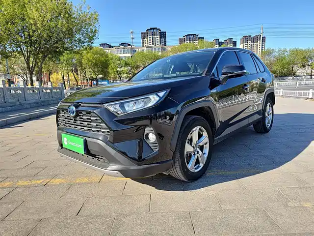 Toyota Rav4 Rongfang Rav4 Rongfang 2021 Facelift Dual Engine 2.5l E-Cvt Two-Wheel Drive Elite Version — фото