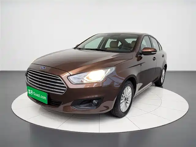Ford Forrest Forex 2015 1.5l Automatic Comfort Model — фото