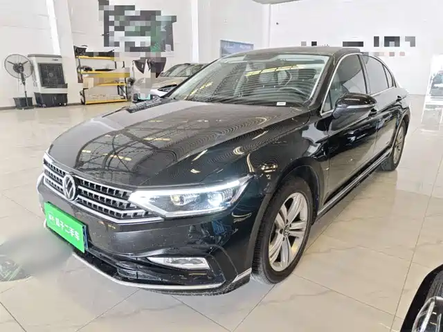 Volkswagen Magotan Magotan 2025 Model 280tsi Dsg Comfort Model — фото