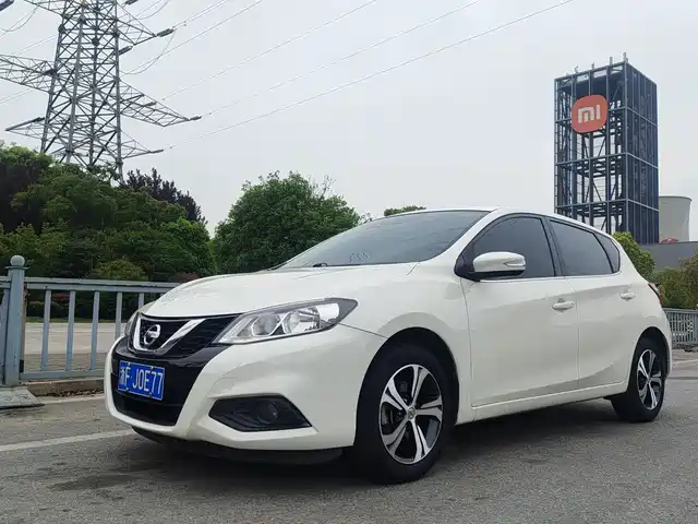 Nissan Tiida Tiida 2016 1.6l Cvt Smart Travel Edition — фото