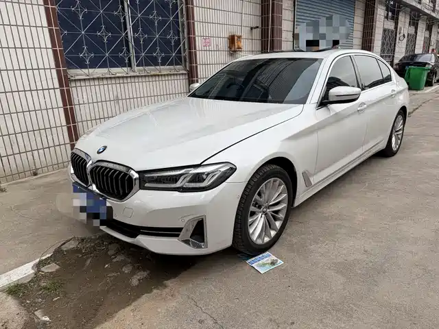 Bmw Bmw 5 Series Bmw 5 Series 2022 Facelift 2 525li Luxury Package — фото