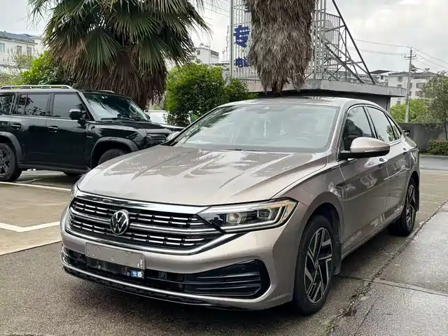 Volkswagen Sagitar Sagitar 2023 300tsi Dsg Super Edition — фото