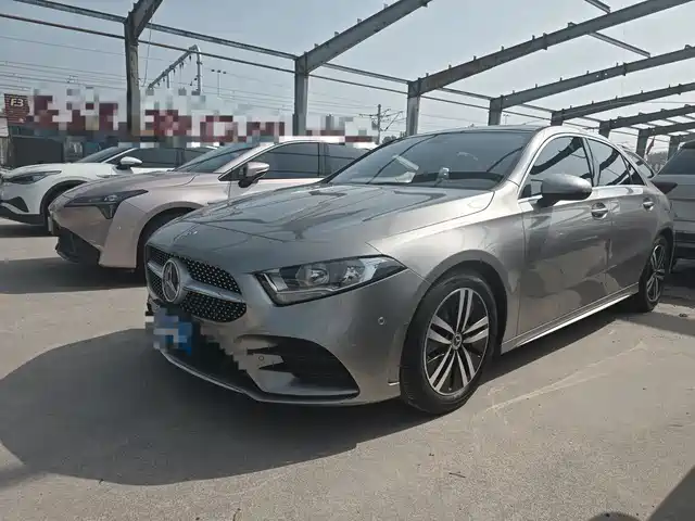 Mercedes-Benz Mercedes Benz A Class Mercedes-Benz A-Class 2020 A 180 L Sports Sedan — фото