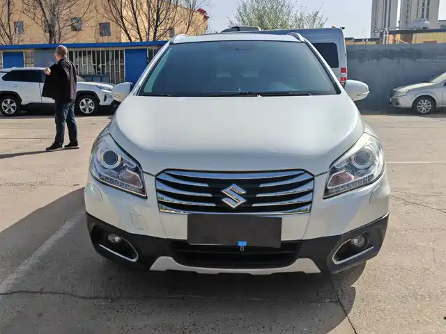 Suzuki Feng Yu Fengyu 2014 1.6l Cvt Four-Wheel Drive Premium Model