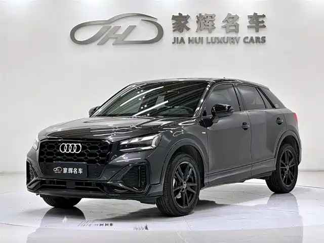 Audi Audi Q2l Audi Q2l 2022 35 Tfsi Aggressive And Dynamic Model — фото