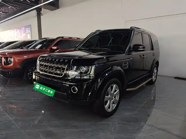 Land Rover Discover Discover 2016 3.0 Sc V6 Se — фото