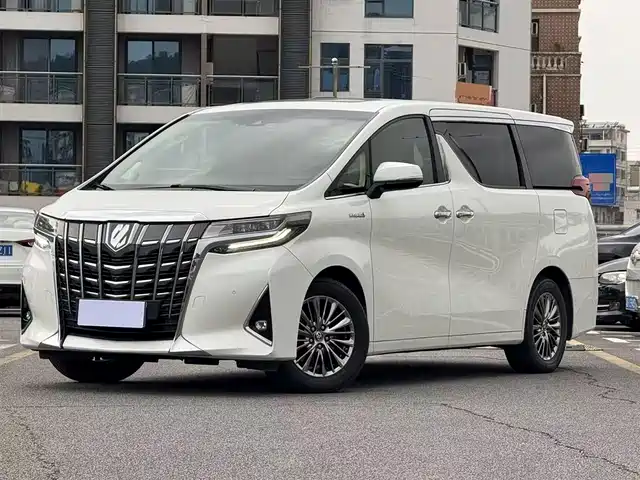 Toyota Elfa Alfa 2019 Dual Engine 2.5l Deluxe Edition — фото