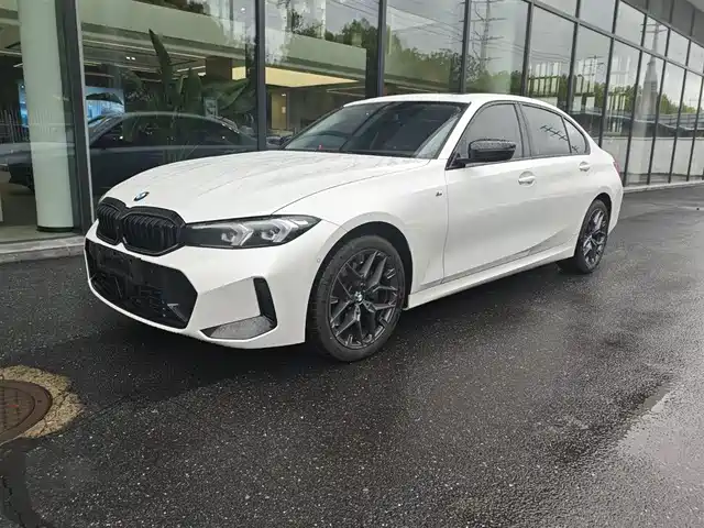 Bmw Bmw 3 Series Bmw 3 Series 2025 330li M Sports Night Package — фото