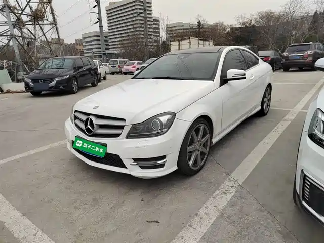 Mercedes-Benz Mercedes-Benz C-Class (Imported) Mercedes-Benz C-Class (Imported) 2013 C 180 Coupe Version — фото