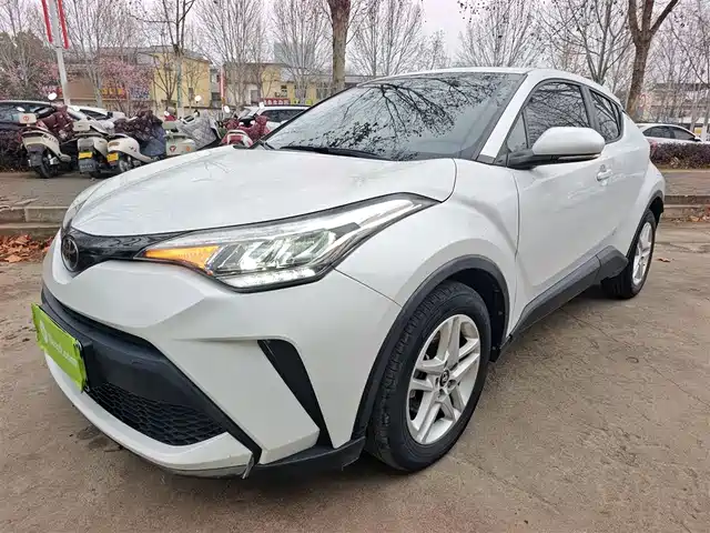 Toyota Toyota C-Hr Toyota C-Hr 2021 2.0l Comfort Edition — фото