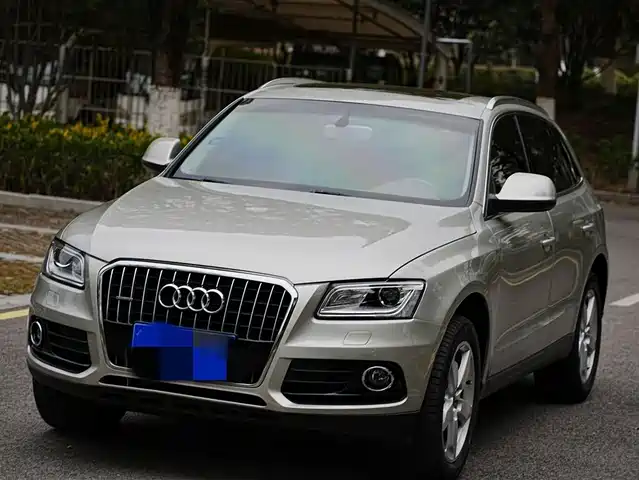 Audi Audi Q5 Audi Q5 2015 40 Tfsi Technology — фото