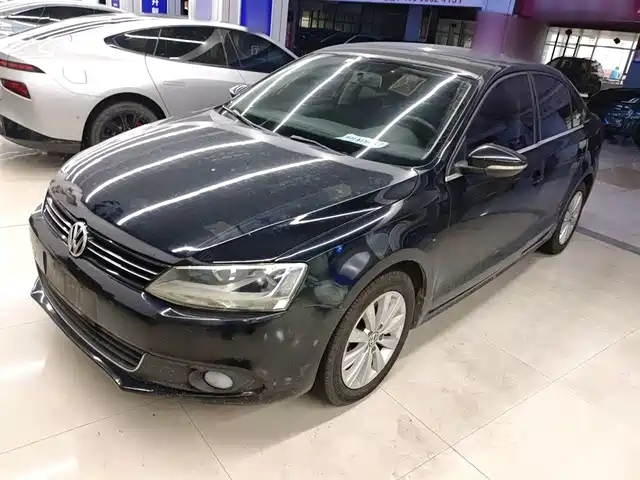 Volkswagen Sagitar Sagitar 2014 Facelift 1.4tsi Automatic Luxury Model — фото