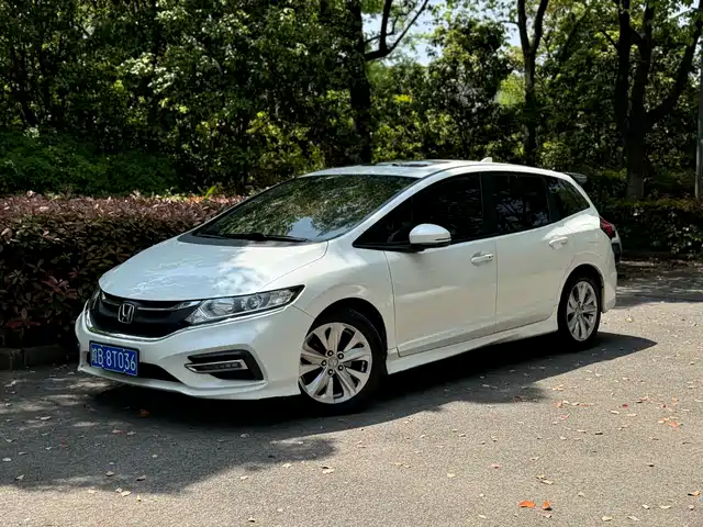 Honda Jed Jade 2017 1.8l Automatic Comfort Version 5 Seats