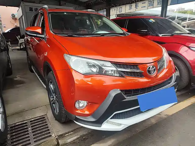 Toyota Rav4 Rongfang Rav4 Rongfang 2015 2.0l Cvt Two-Wheel Drive Urban Version — фото