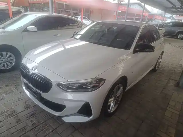 Bmw Bmw 1 Series Bmw 1 Series 2021 Facelift 120i M Sports Night Edition — фото