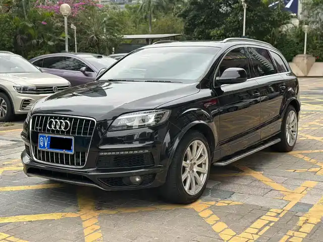 Audi Audi Q7 Audi Q7 2012 3.0 Tfsi Exclusive 200kw — фото