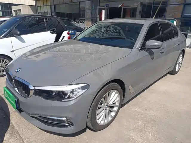 Bmw Bmw 5 Series Bmw 5 Series 2018 525li Luxury Package — фото