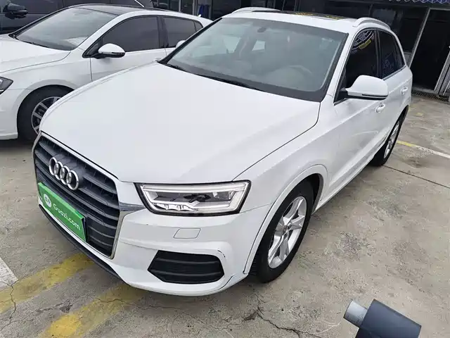 Audi Audi Q3 Audi Q3 2018 30th Anniversary Model 35 Tfsi Fashion Model