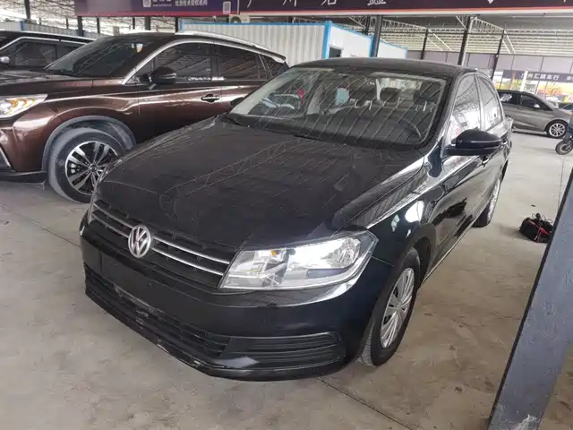 Volkswagen Santana Santana 2016 1.6l Manual Fashion Edition — фото