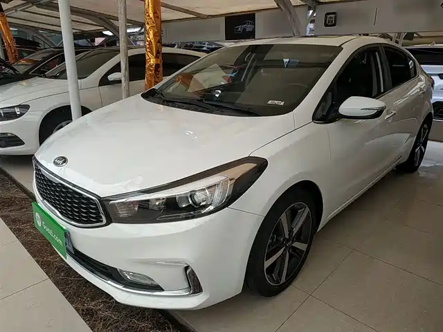 Kia Kia K3 Kia K3 2017 1.6l Automatic 15th Anniversary Special Edition Gls — фото