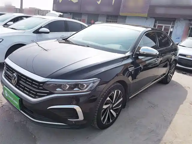 Volkswagen Passat Passat 2022 330tsi Deluxe Edition