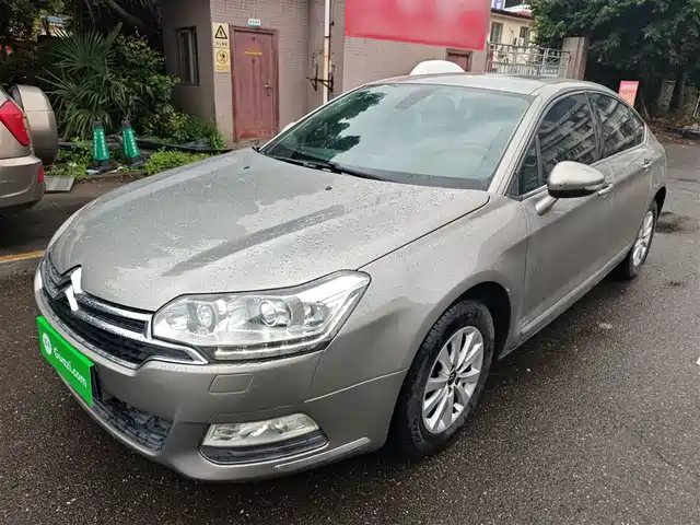 Citroën Citroen C5 Citroen C5 2014 1.6t Automatic Exclusive Model — фото