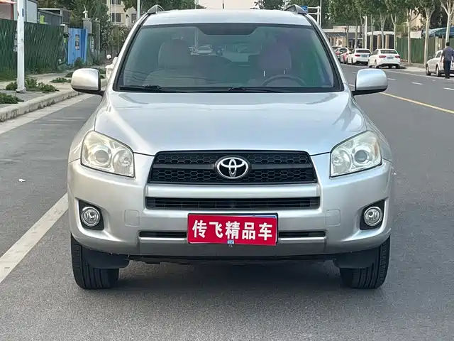 Toyota Rav4 Rongfang Rav4 Rongfang 2011 2.0l Automatic Classic Version — фото