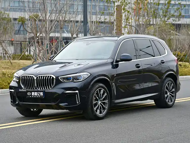 Bmw Bmw X5 Bmw X5 2022 Facelift Xdrive 30li Exclusive M Sports Package