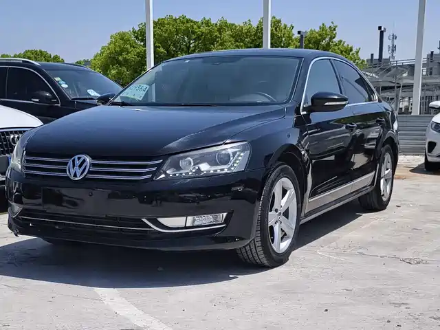 Volkswagen Passat Passat 2013 1.8tsi Dsg Premium Edition — фото