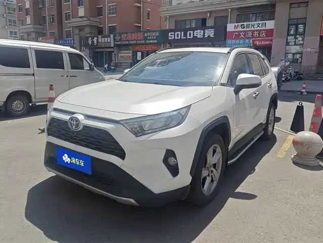 Toyota Rav4 Rongfang Rav4 Rongfang 2021 2.0l Cvt Two-Wheel Drive Fashion Plus Version — фото