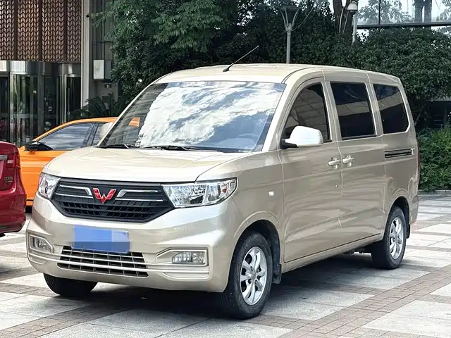 Wuling Motors Wuling Hongguang V Wuling Hongguang V 2022 1.5l Jinqi Version Hydraulically Assisted Lar