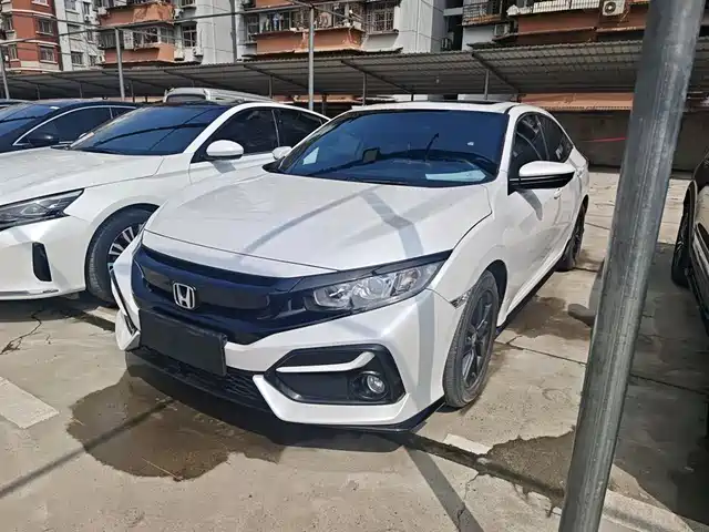 Honda Civic Civic 2021 Hatchback 220turbo Cvt New Sharp Control — фото
