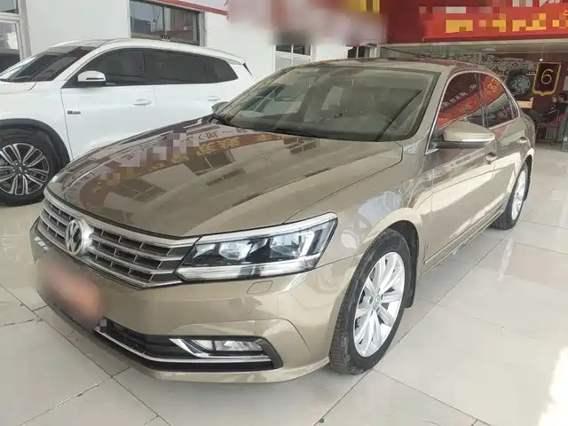 Volkswagen Passat Passat 2017 330tsi Dsg Royal Edition — фото