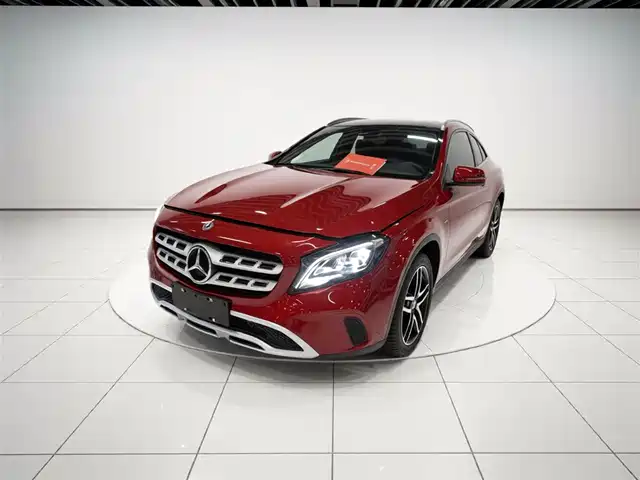 Mercedes-Benz Mercedes-Benz Gla Mercedes-Benz Gla 2017 Gla 200 Fashion Model — фото