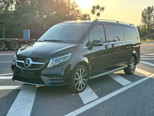 Mercedes-Benz Mercedes Benz V Class Mercedes-Benz V-Class 2022 V 260 L Long Wheelbase Luxury Edition — фото