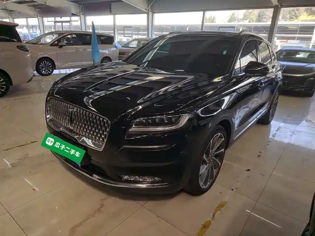 Lincoln Navigator Voyager 2022 2.7t Four-Wheel Drive Elegant Version — фото