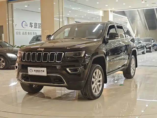 Jeep Grand Cherokee (Imported) Imported Grand Cherokee 2017 3.6l Elite Navigation Edition — фото