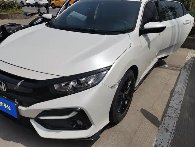 Honda Civic Civic 2021 Hatchback 220turbo Cvt New Sharp Control — фото
