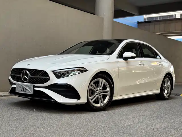 Mercedes-Benz Mercedes Benz A Class Mercedes-Benz A-Class 2023 A 180 L — фото