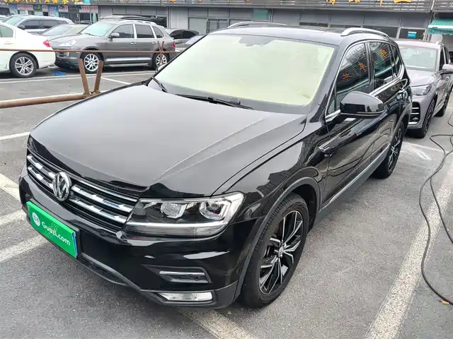 Volkswagen Tiguan L Tiguan L 2020 330tsi Automatic Two-Wheel Drive Smart Luxury Version National Vi — фото