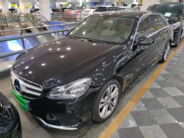 Mercedes-Benz Mercedes-Benz E-Class Mercedes-Benz E-Class 2015 E 200 L Sports — фото