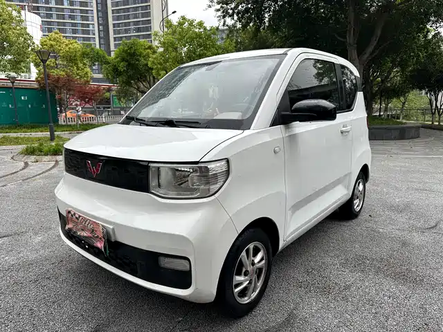 Wuling Motors Hongguang Miniev Hongguang Miniev 2021 Macaron Sandwich Model 170km Lithium Iron Phosphate