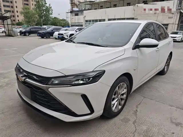 Chevrolet Cruze Cruze 2023 1.5l Dual-Clutch Enjoyment Version — фото
