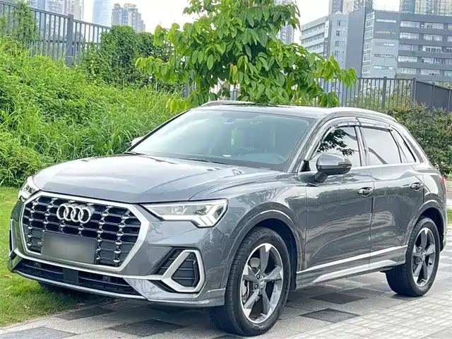 Audi Audi Q3 Audi Q3 2019 40 Tfsi Fashionable And Dynamic