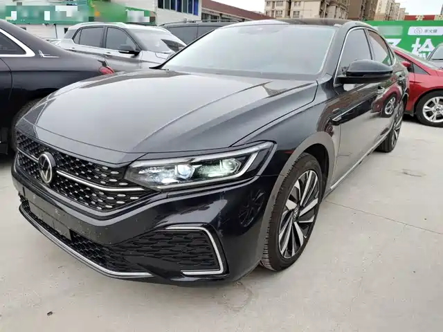 Volkswagen Passat Passat 2022 330tsi Starry Sky Deluxe Edition — фото