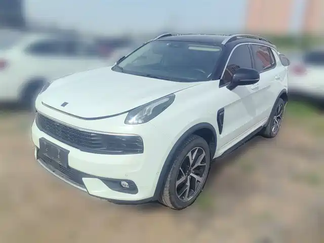 Lynk & Co Lynk & Co 01 Lynk & Co 01 2017 2.0t 4wd Pro Version — фото
